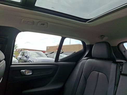 Certified 2026 Volvo XC40 B5 Plus AWD/4WD image 12