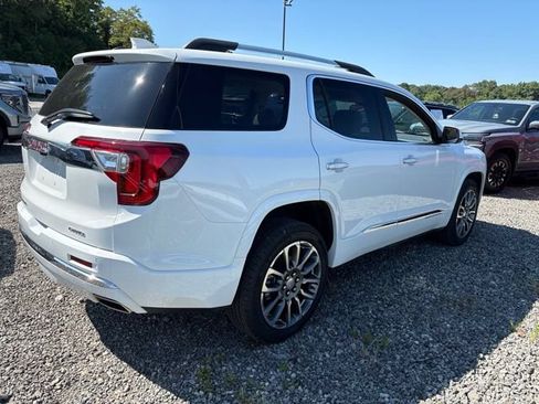 Used 2023 GMC Acadia Denali AWD/4WD image 5