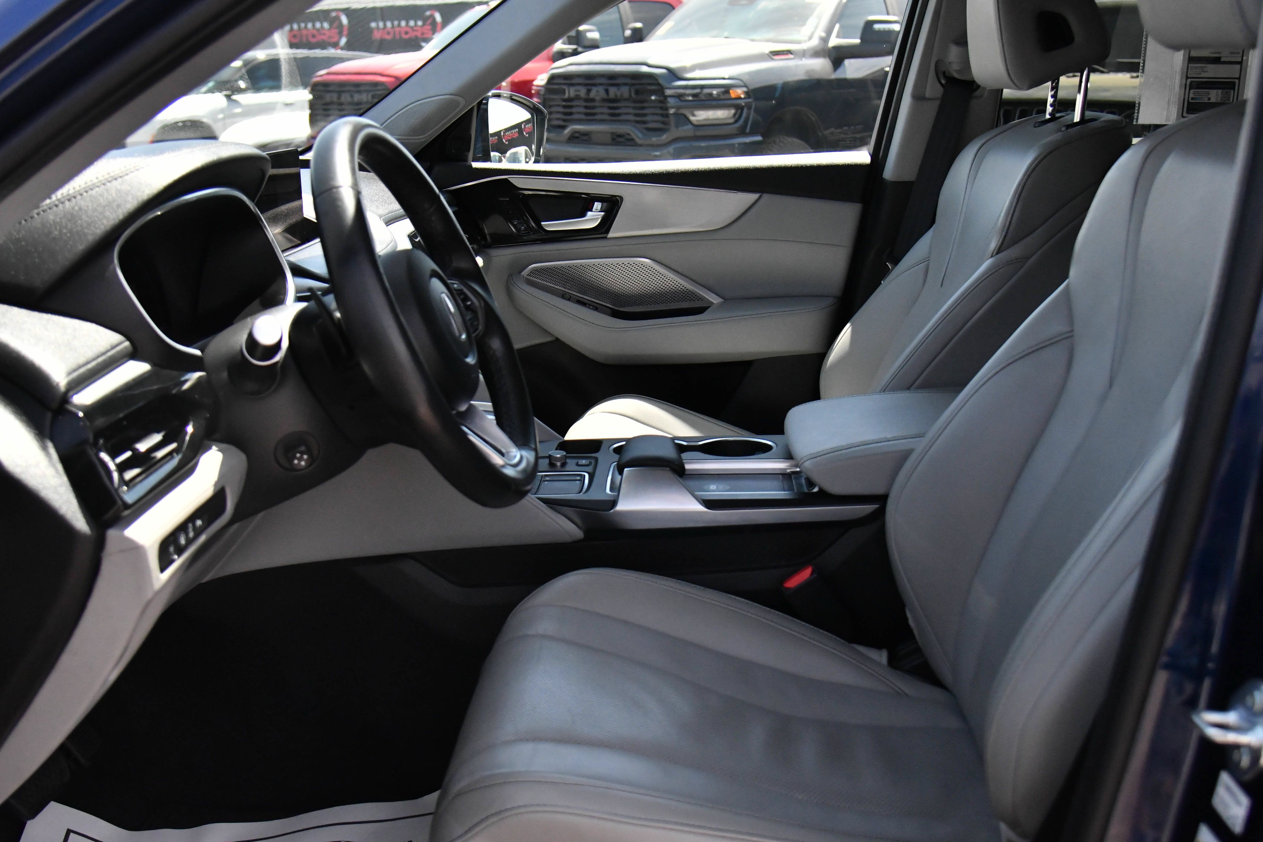 Used 2022 Acura MDX w/ Technology Package FWD image 18