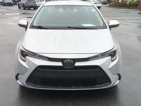 Used 2024 Toyota Corolla LE image 8