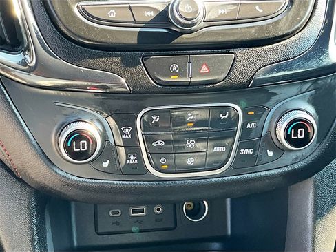 Used 2024 Chevrolet Equinox RS w/ LPO, Floor Liner Package image 15