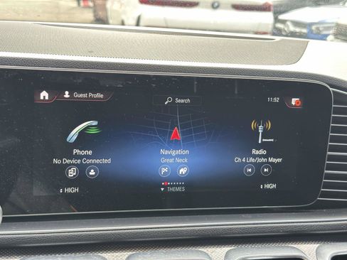 Used 2022 Mercedes-Benz GLE 350 4MATIC w/ AMG Line Exterior image 25