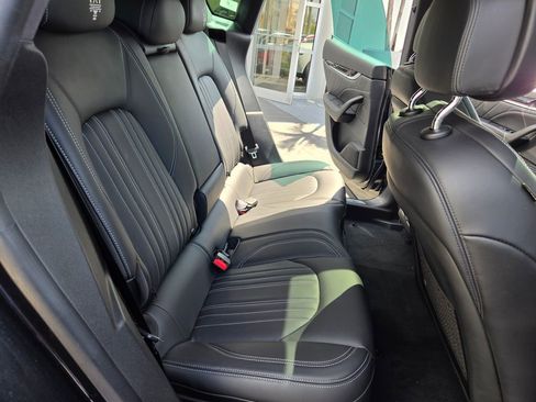 Used 2022 Maserati Levante GT image 22