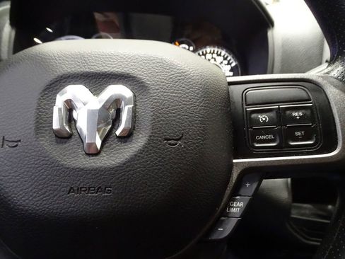 Used 2021 RAM 2500 Tradesman w/ Chrome Appearance Group image 24