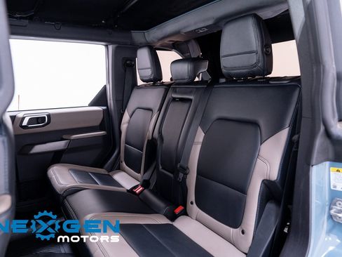 Used 2022 Ford Bronco Wildtrak image 38