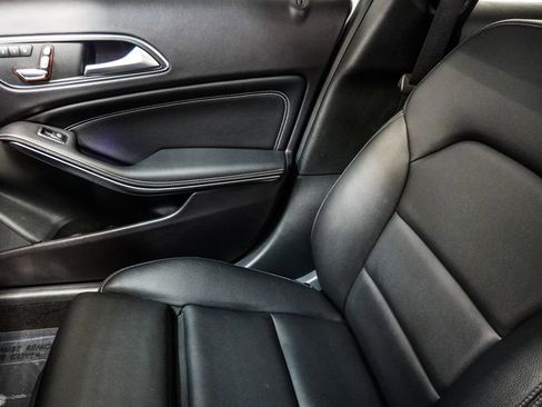 Used 2019 Mercedes-Benz GLA 250 image 34