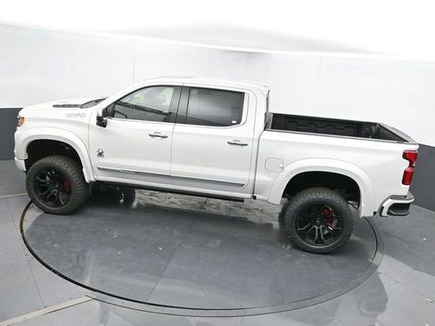 New 2025 Chevrolet Silverado 1500 High Country w/ Technology Package AWD/4WD image 36