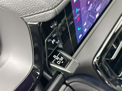 Certified 2026 Porsche Panamera image 34
