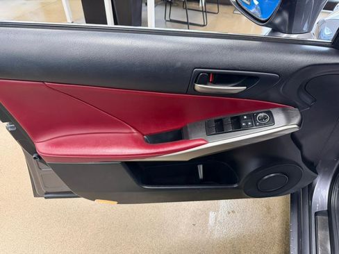 Used 2020 Lexus IS 350 F Sport image 16