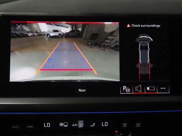 Used 2023 Audi Q4 e-tron Premium Plus w/ Premium Plus RWD image 28