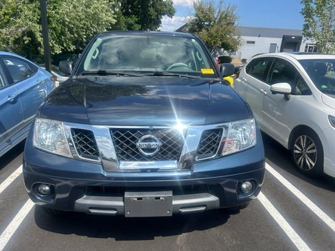 Used 2017 Nissan Frontier SV w/ SV Value Truck Package AWD/4WD image 1