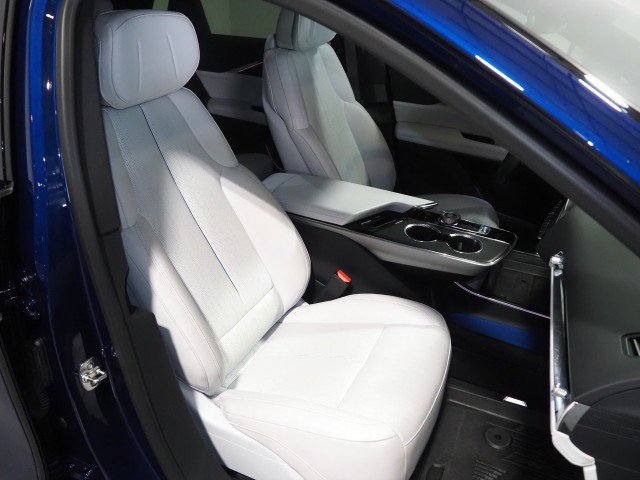 Used 2024 Cadillac Lyriq AWD Luxury w/ LPO, Floor Liner Package image 2