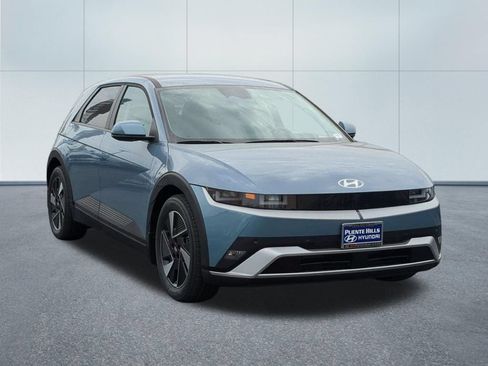 New 2026 Hyundai Ioniq 5 SEL RWD image 8