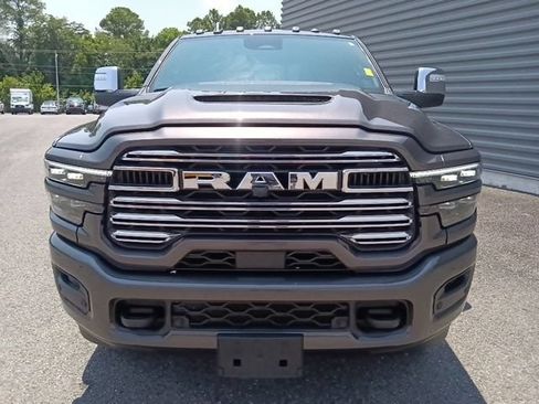 Used 2026 RAM 2500 Laramie AWD/4WD image 8