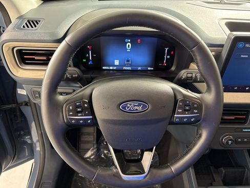 Used 2025 Ford Maverick Lariat w/ 4K Tow Package AWD/4WD image 31