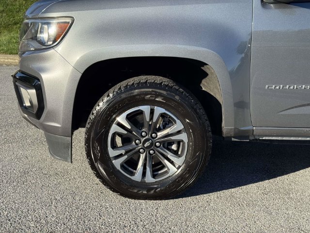 Used 2022 Chevrolet Colorado Z71 AWD/4WD image 8