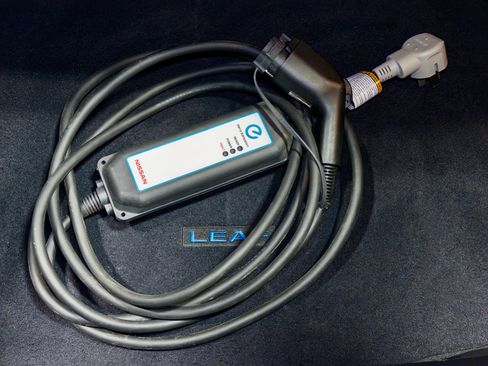 Used 2021 Nissan Leaf SV w/ SV Technology Package image 6