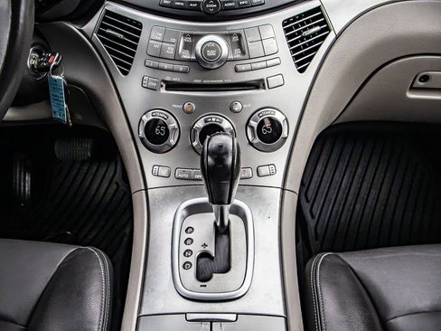 Used 2011 Subaru Tribeca Limited w/ PWR Moonroof & Navigation Pkg image 4