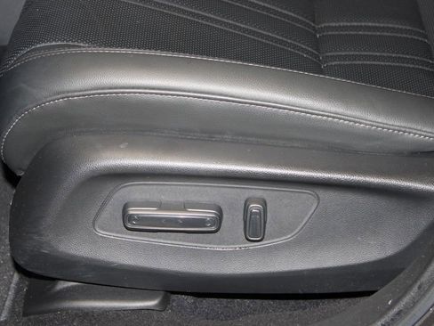 Used 2024 Honda HR-V EX-L image 13