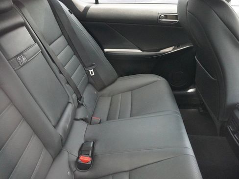 Used 2023 Lexus IS 350 F Sport RWD image 10