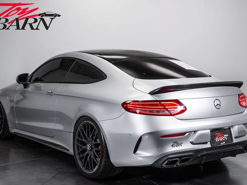 Used 2017 Mercedes-Benz C 63 AMG S image 3