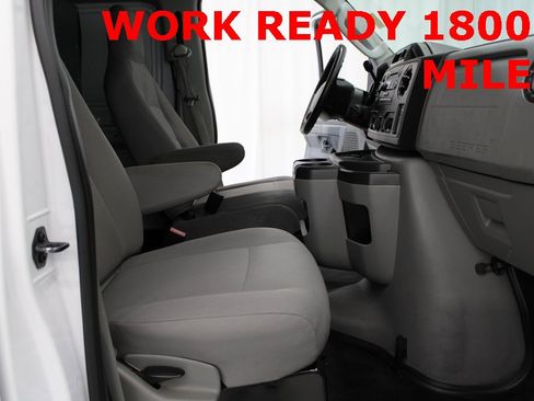 Used 2013 Ford E-350 and Econoline 350 Super Duty image 16