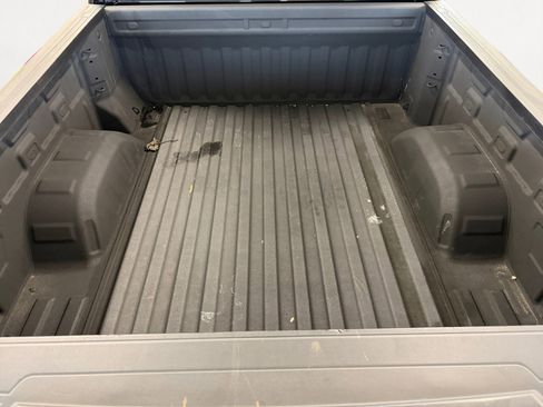 Used 2024 Chevrolet Silverado 1500 Custom image 14