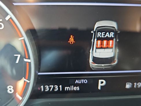 Used 2023 Nissan Rogue S AWD/4WD image 15