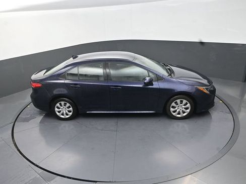 Used 2024 Toyota Corolla LE FWD image 30