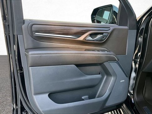 Used 2022 GMC Yukon XL Denali AWD/4WD image 20