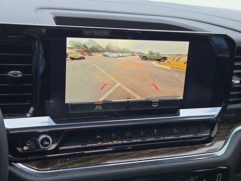 Used 2024 GMC Sierra 1500 Elevation image 27