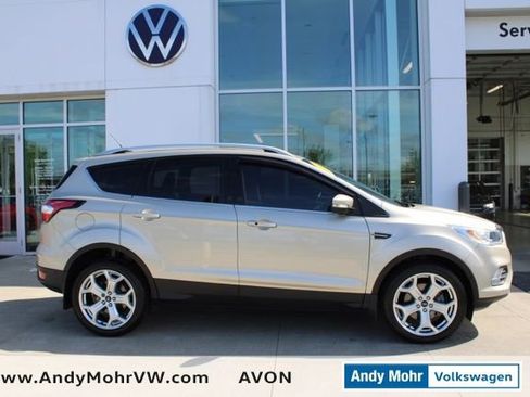 Used 2017 Ford Escape Titanium w/ Equipment Group 301A AWD/4WD image 8