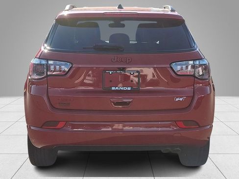 Used 2022 Jeep Compass Limited AWD/4WD image 6