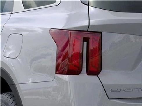 New 2025 Kia Sorento S image 38