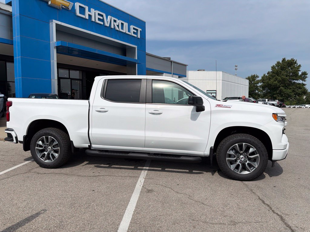 New 2026 Chevrolet Silverado 1500 RST AWD/4WD image 2