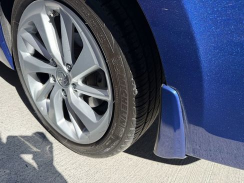 Used 2016 Acura ILX FWD image 9