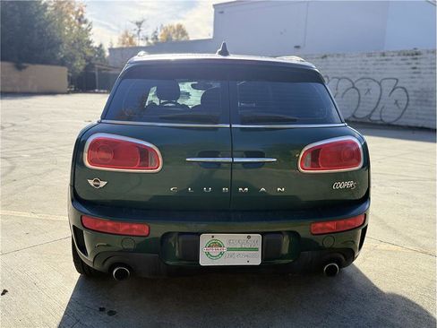 Used 2017 MINI Cooper Clubman S image 10