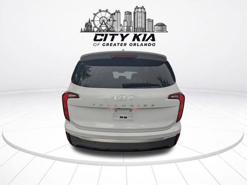 Certified 2023 Kia Telluride LX FWD image 6