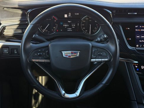 Certified 2023 Cadillac XT6 Premium Luxury image 15