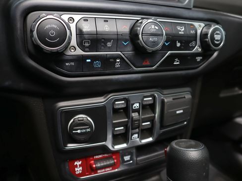 Used 2022 Jeep Wrangler Unlimited Rubicon 4xe w/ Cold Weather Group image 14