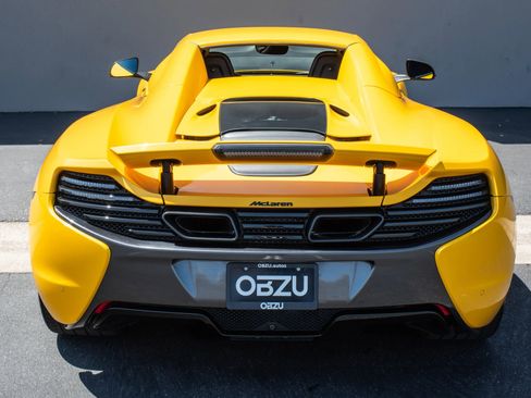 Used 2015 McLaren 650S Spider image 21