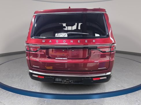 Used 2022 Jeep Wagoneer Series III w/ Premium Group I image 6