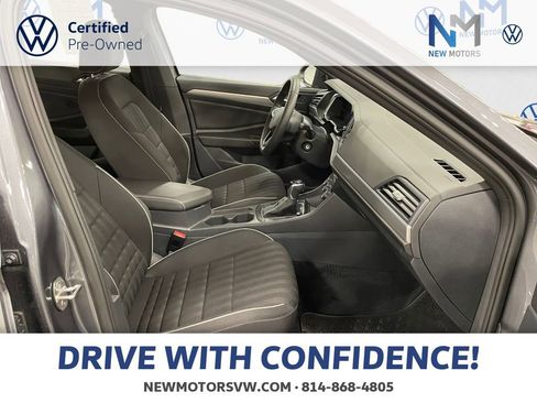 Used 2024 Volkswagen Jetta Sport FWD image 15
