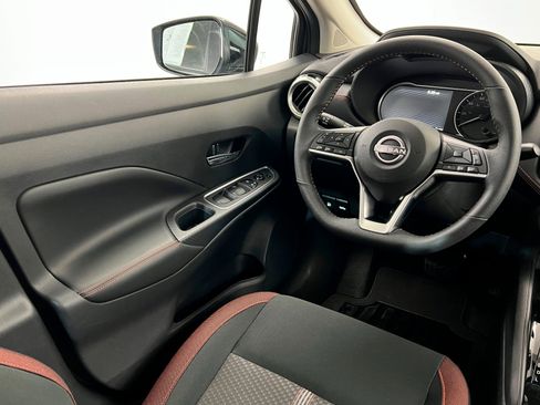 New 2025 Nissan Versa SR w/ Trunk Package image 11