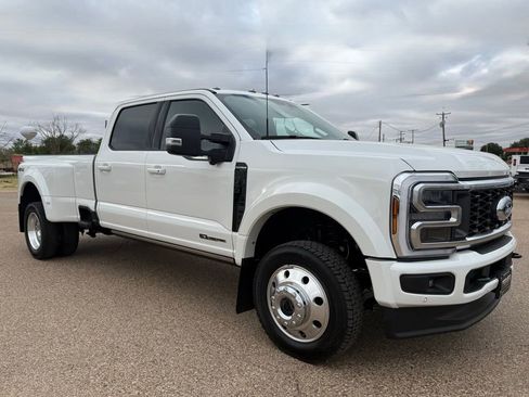 Used 2026 Ford F450 Platinum w/ Camper Package AWD/4WD image 1