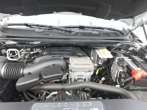 Used 2022 Jeep Wagoneer Series III w/ Flexible Seating Group image 17