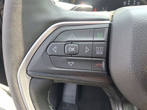 New 2025 Jeep Grand Cherokee L Altitude image 42