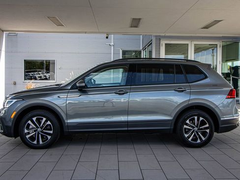 Used 2023 Volkswagen Tiguan S image 11