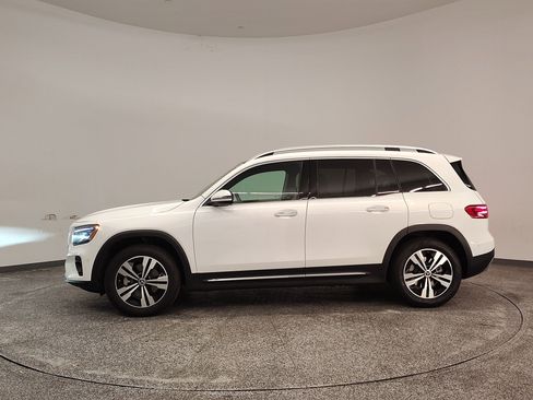 Certified 2026 Mercedes-Benz GLB 250 4MATIC image 2