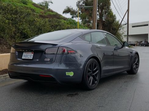 Used 2023 Tesla Model S Plaid image 5